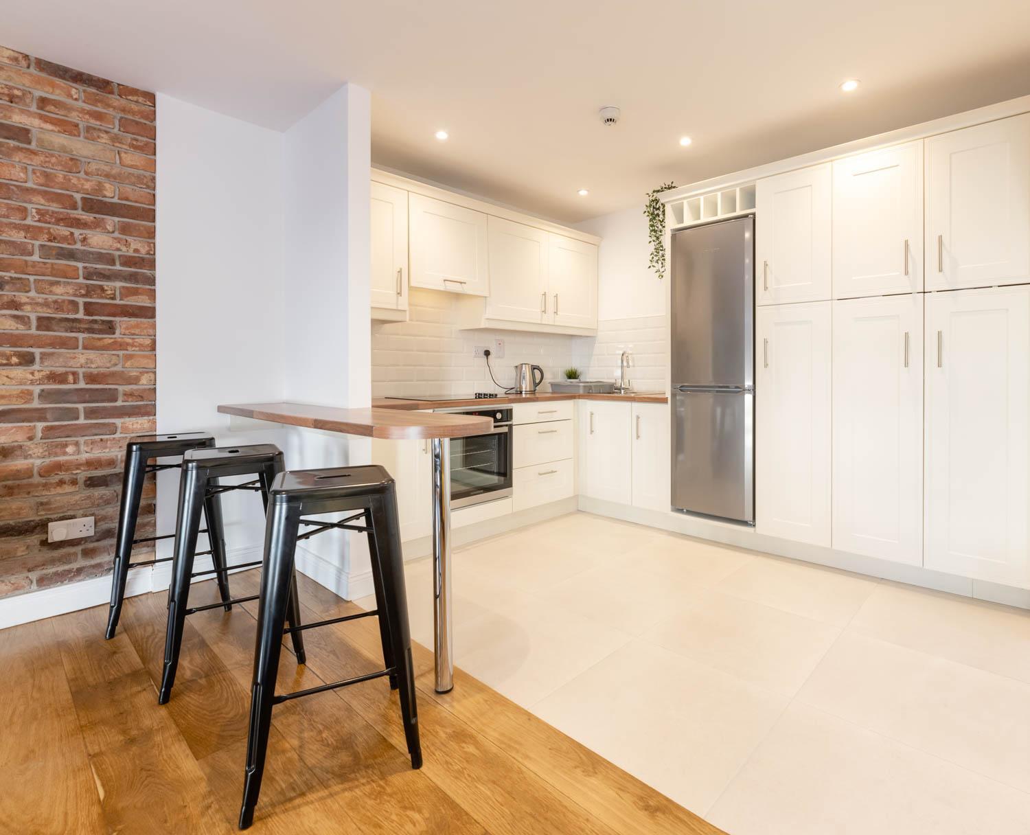 Modern Canal View Home, In City Centre, Sleeps 8 Galway Exterior photo